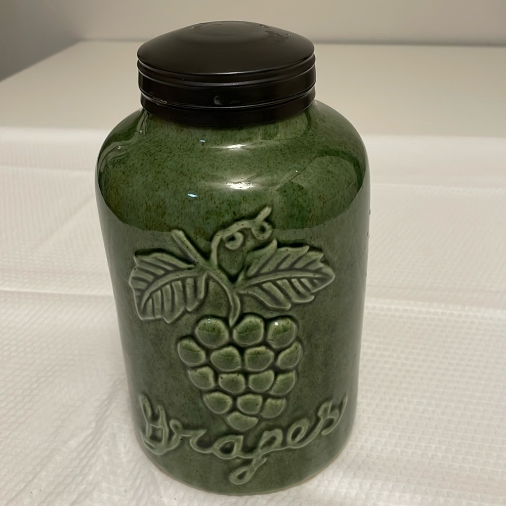 Foreside Ceramic Canister - Picture 1 of 5